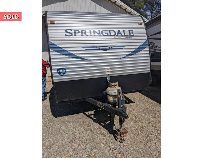 2020 Keystone Springdale Mini Single Axle 1800BH Travel Trailer at Chuck's RV Sales STOCK# LW102145 Photo 14