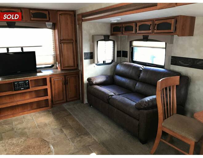 2012 Coachmen Freedom Express Ultra Lite 296REDS Travel Trailer at Chuck's RV Sales STOCK# A005623 Photo 10