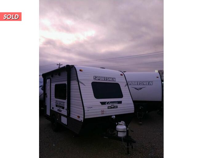 2022 KZ Sportsmen Classic 130RB Travel Trailer at Chuck's RV Sales STOCK# 130RB92021 Exterior Photo