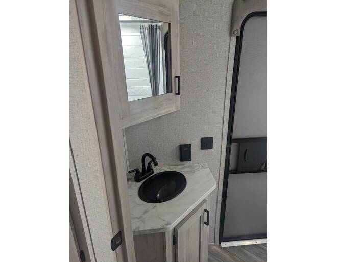 2023 East to West Della Terra LE 255BHLE Travel Trailer at Chuck's RV Sales STOCK# 0011 Photo 15