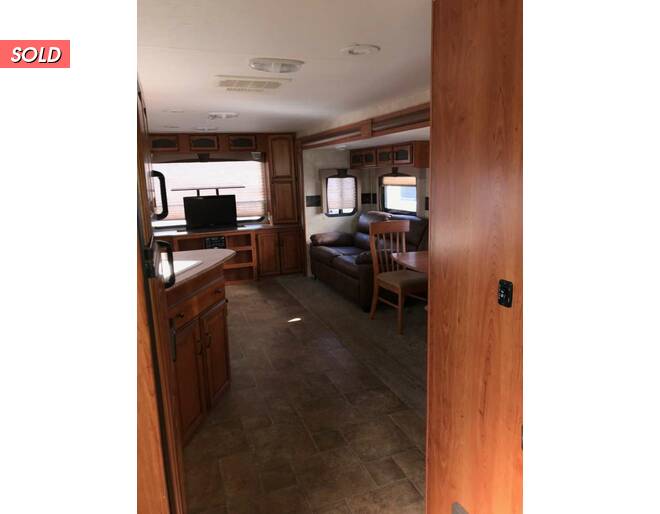 2012 Coachmen Freedom Express Ultra Lite 296REDS Travel Trailer at Chuck's RV Sales STOCK# A005623 Photo 4